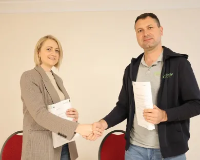 Un acord pentru generația de mâine: Eco-Răzeni și Fundația pentru educație financiară „OK